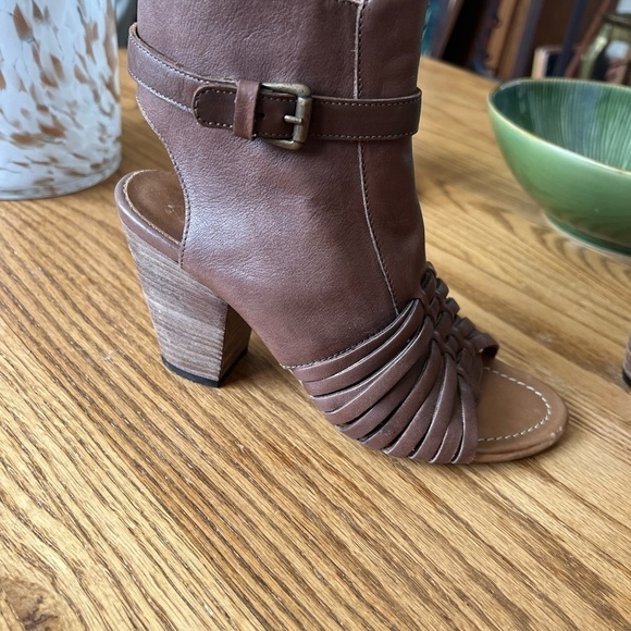 Fabianelli Shoes Women’s Italian 38 Leather Woven Open Toe Ankle Booties - Picture 5 of 7